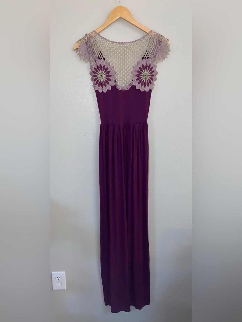 ModCloth Sweet Spirit Purple Floral Crochet Accent Maxi Dress Size XS Boho
